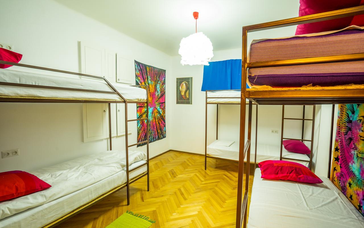 Zgarbi Hostel Τυφλίδα Εξωτερικό φωτογραφία