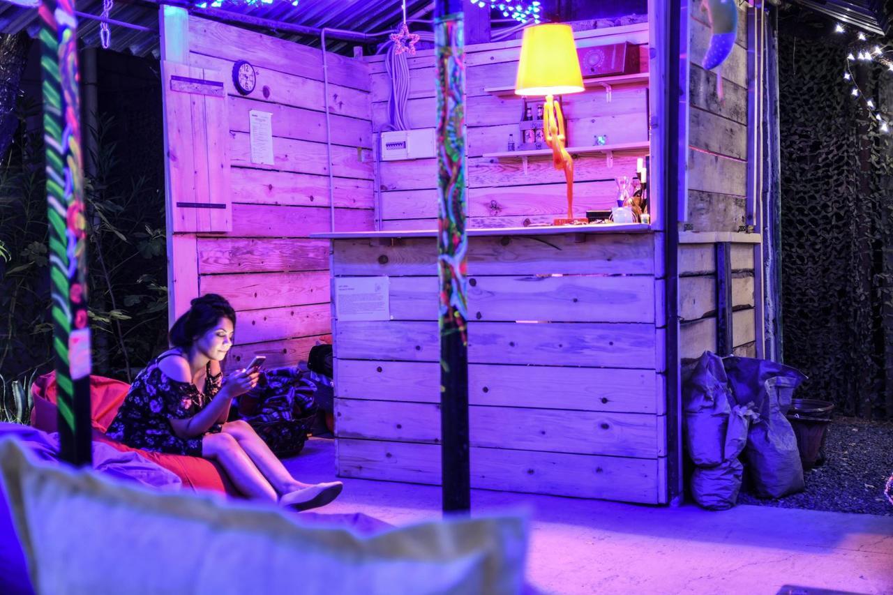 Zgarbi Hostel Τυφλίδα Εξωτερικό φωτογραφία