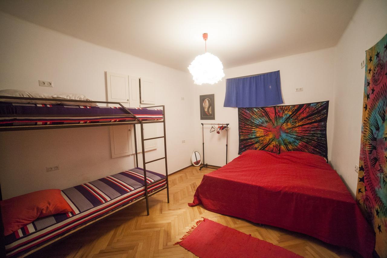 Zgarbi Hostel Τυφλίδα Εξωτερικό φωτογραφία